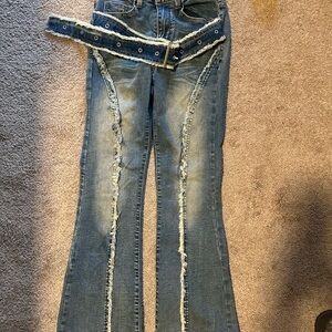 ROMWE Blue Distressed Flare Jeans with Belt